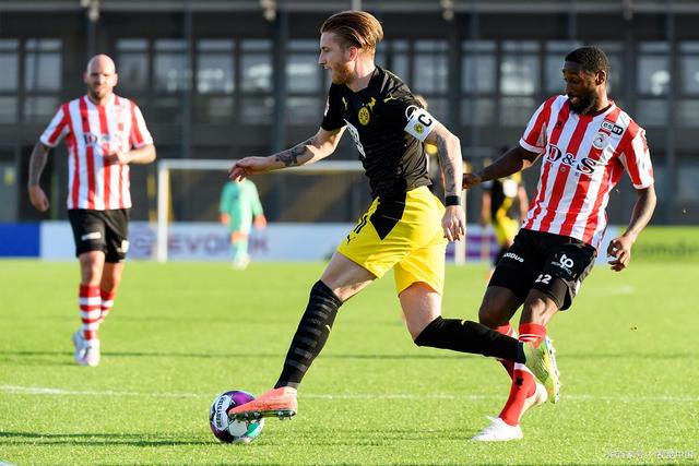 也更符合现 也更符合现