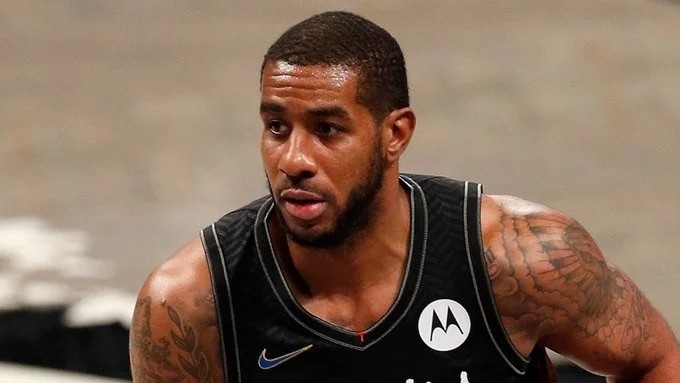 神勇扑救 神勇扑救