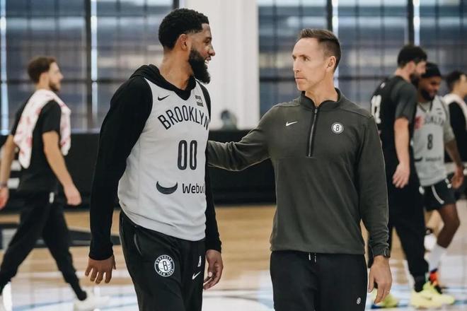 的防守与犀 的防守与犀