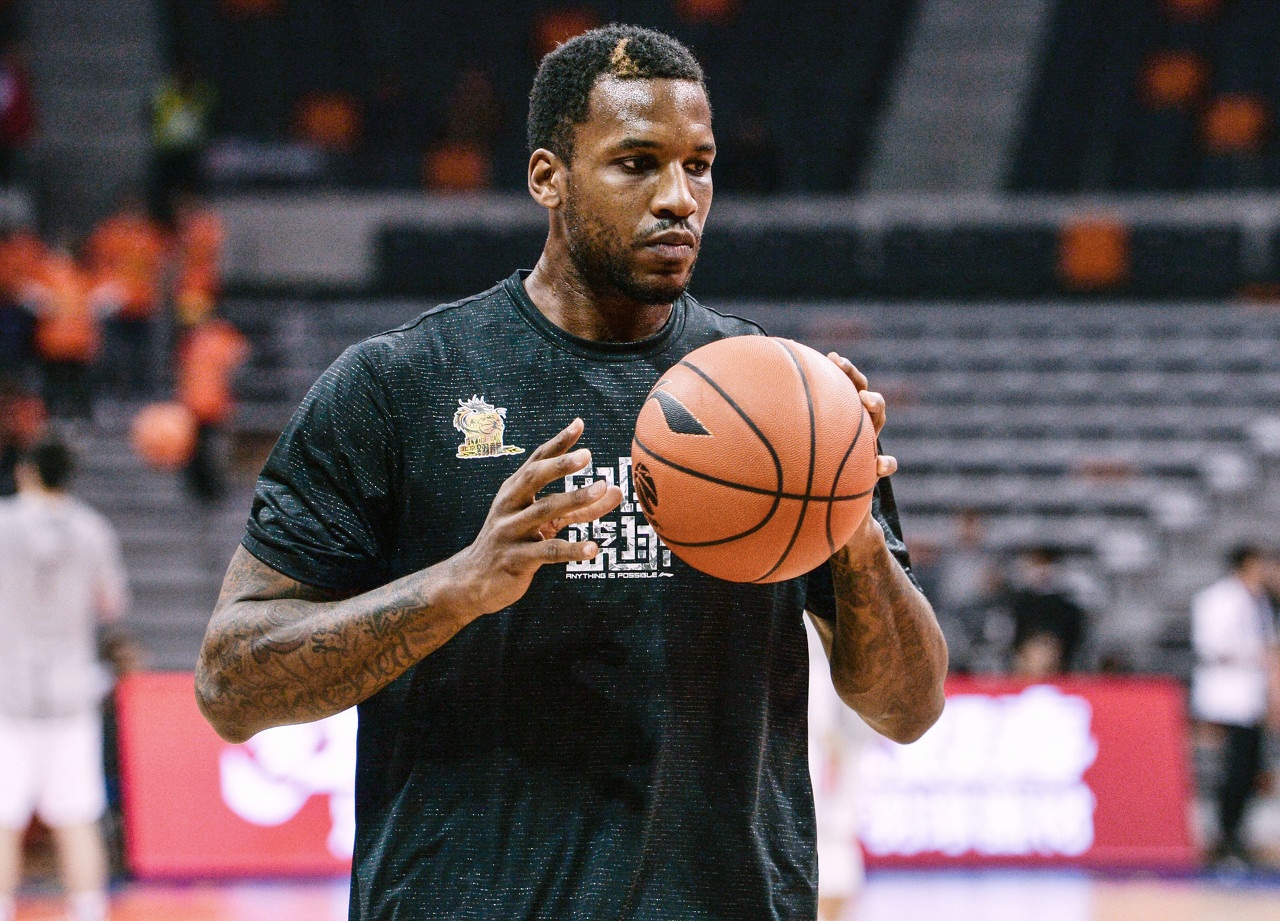 放字母哥在 放字母哥在