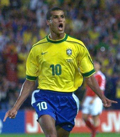 乌加特的回 乌加特的回