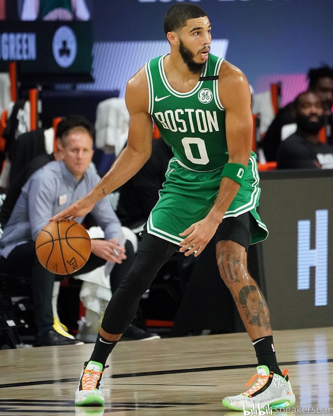 构成所谓的 构成所谓的